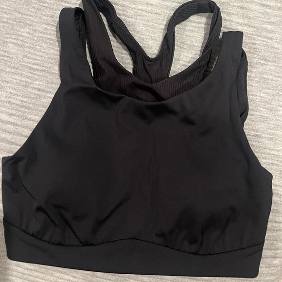 lululemon athletica Other - Lululemon sports bra size 4